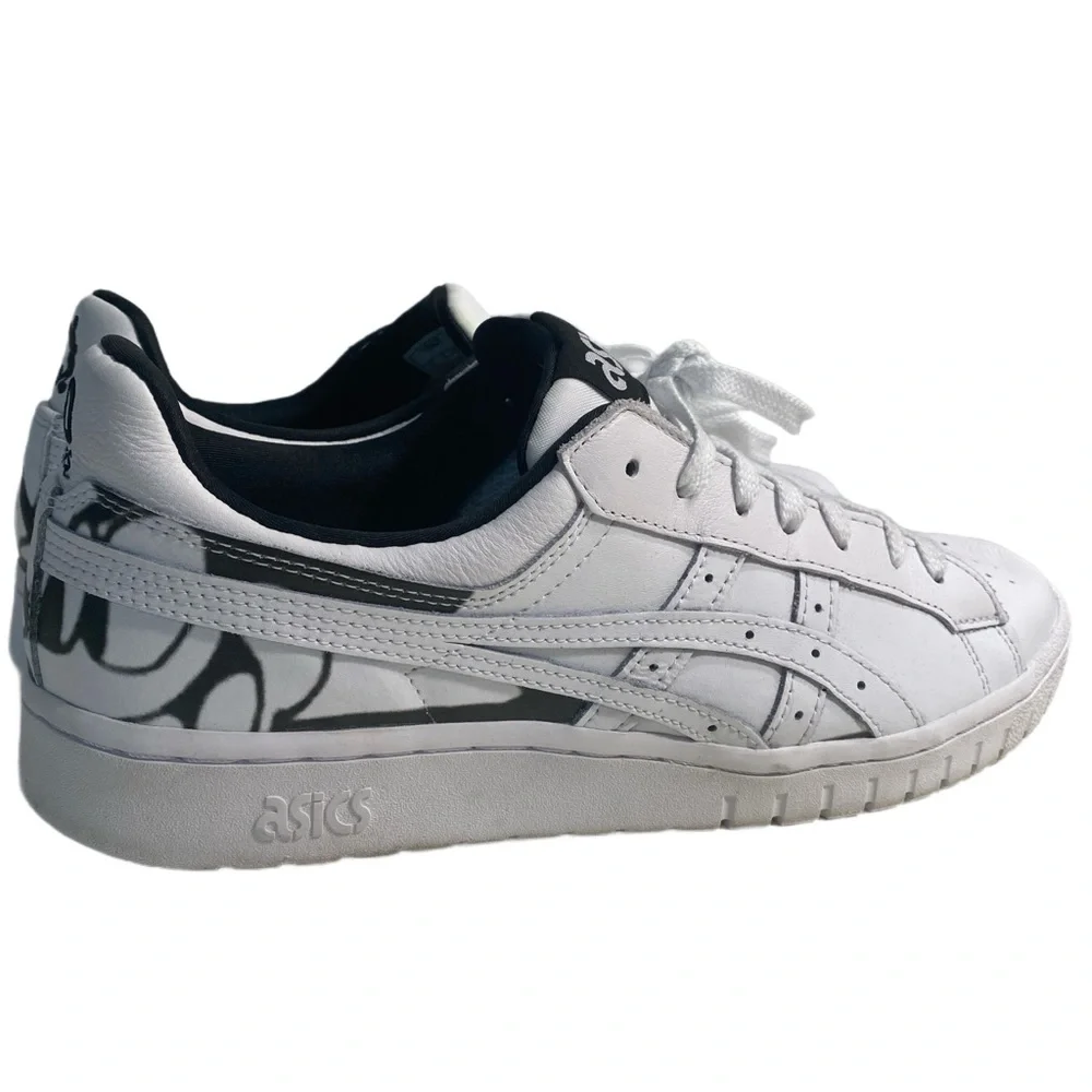 Asics tiger disney
